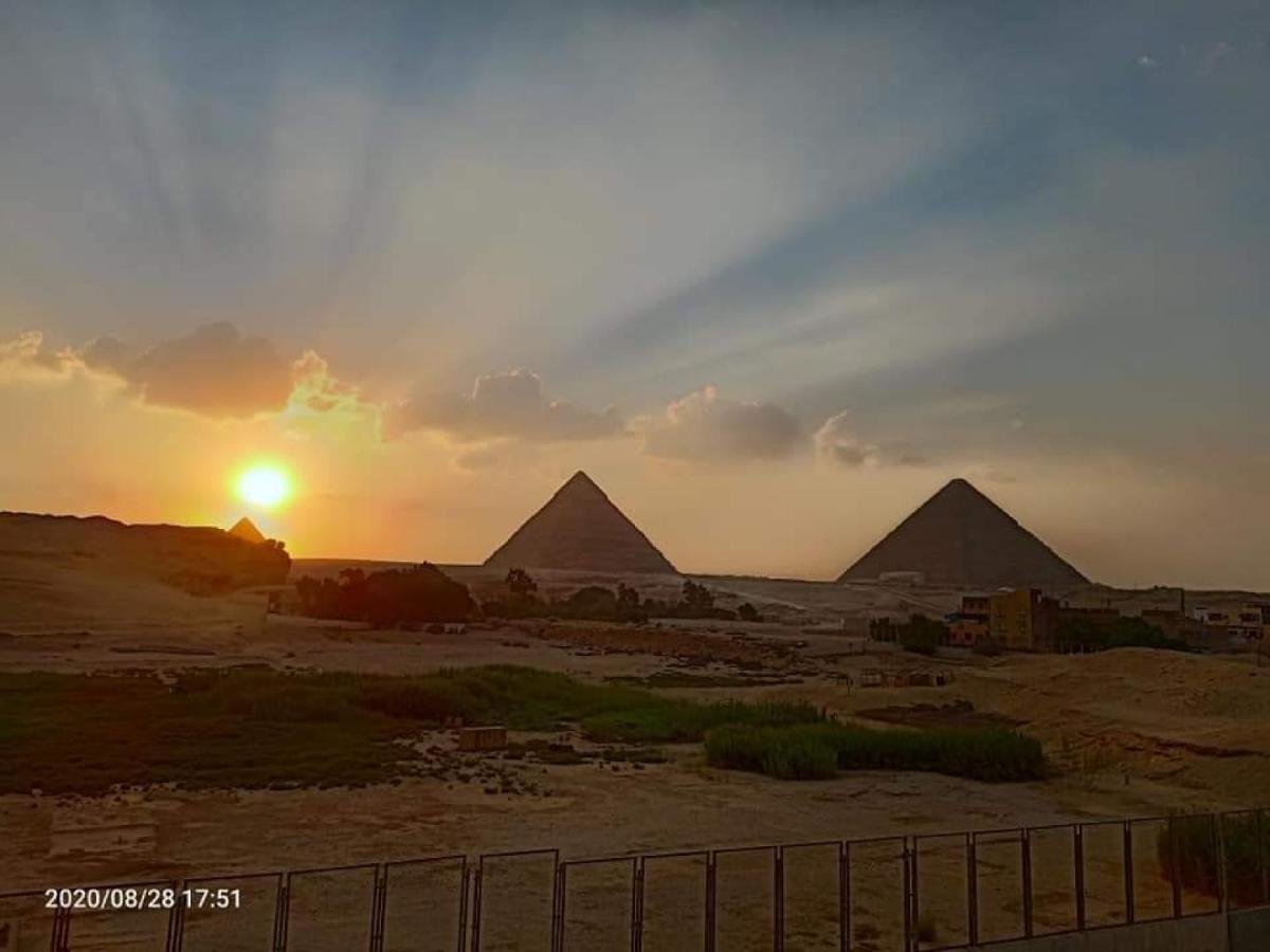 King Khufu Pyramids View Hotel Kafrat al Jabal Екстер'єр фото