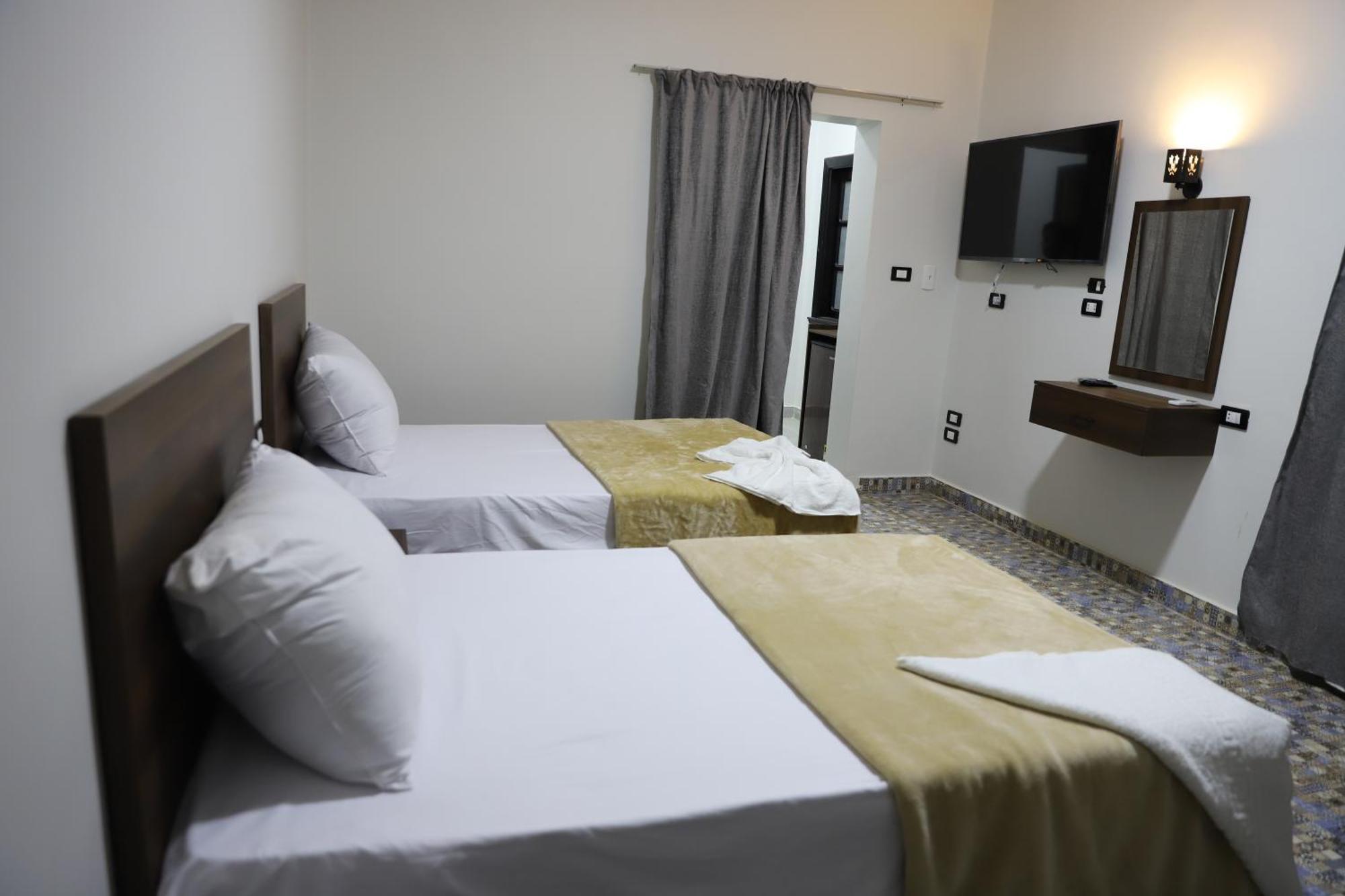King Khufu Pyramids View Hotel Kafrat al Jabal Номер фото